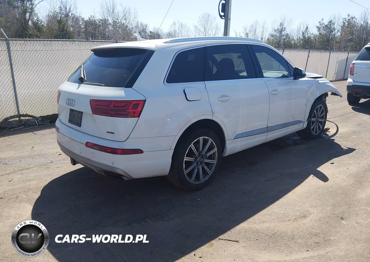 2018 Audi Q7 2.0T Premium VIN:WA1LHAF73JD040528 - 4