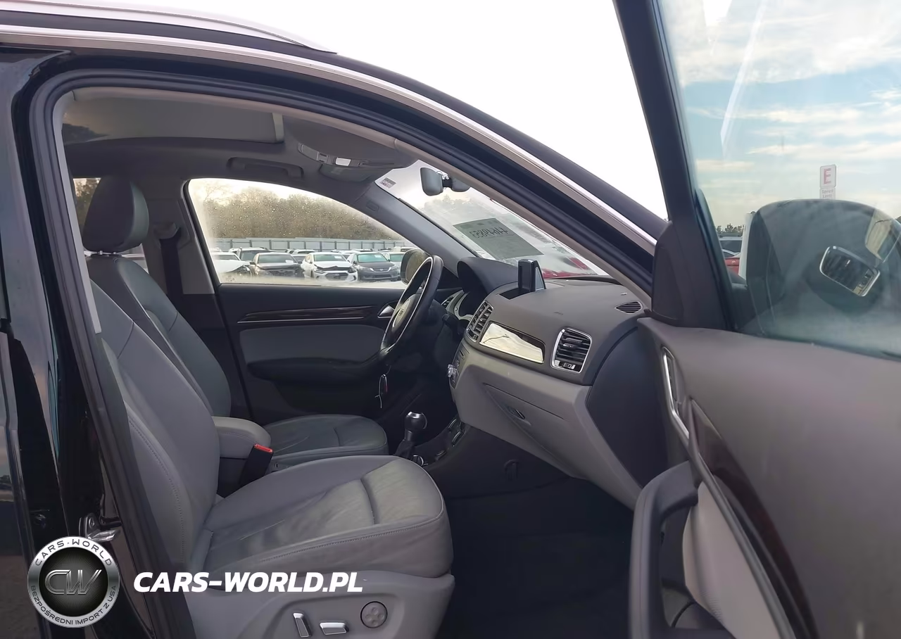 2016 Audi Q3 2.0T Premium Plus VIN:WA1BFCFS5GR014784 - 5