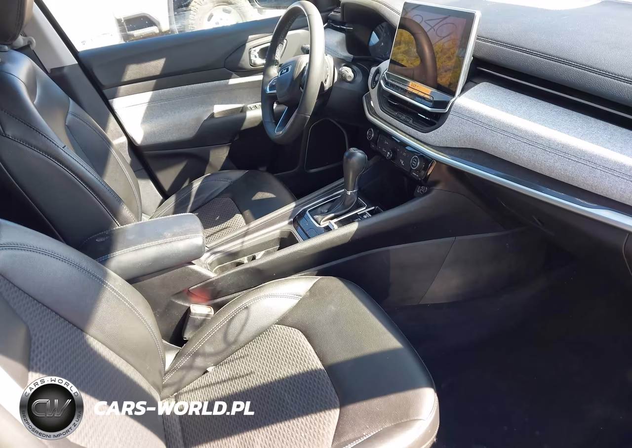 2022 Jeep Compass Latitude 4X4 VIN:3C4NJDBB0NT208589 - 5
