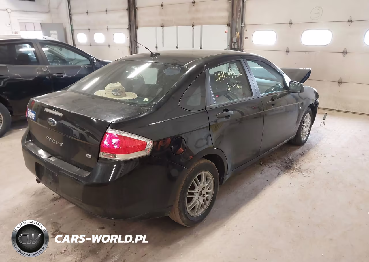 2010 Ford Focus Se VIN:1FAHP3FN5AW108122 - 4