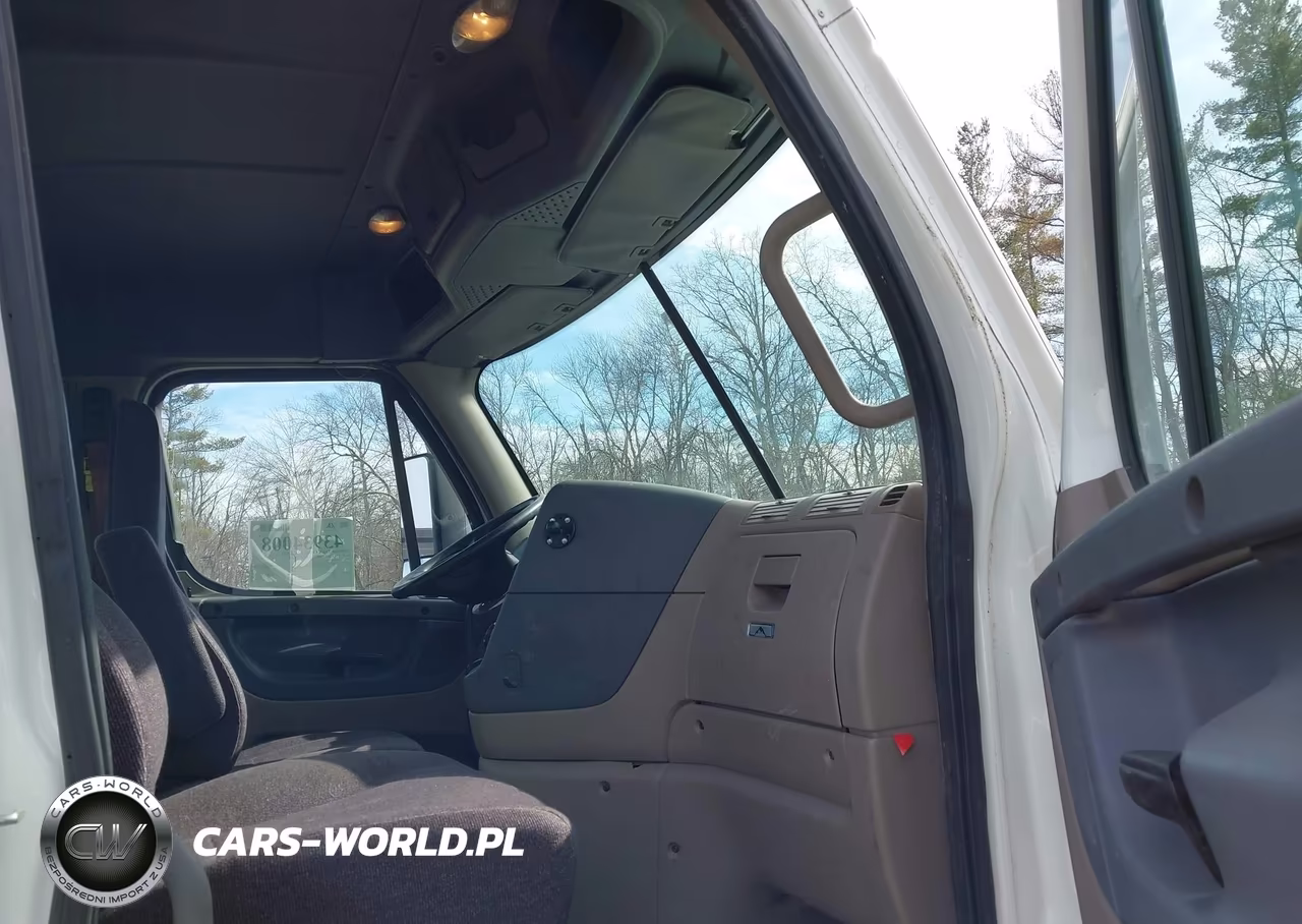 2018 Freightliner Cascadia 125 VIN:1FUJGEDR9JLJY6717 - 7