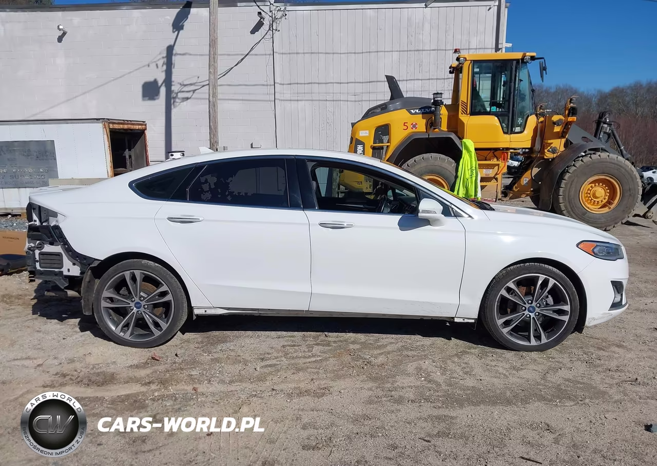 2020 Ford Fusion Titanium VIN:3FA6P0D90LR152420 - 14