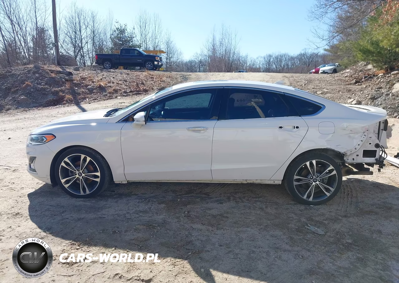 2020 Ford Fusion Titanium VIN:3FA6P0D90LR152420 - 15