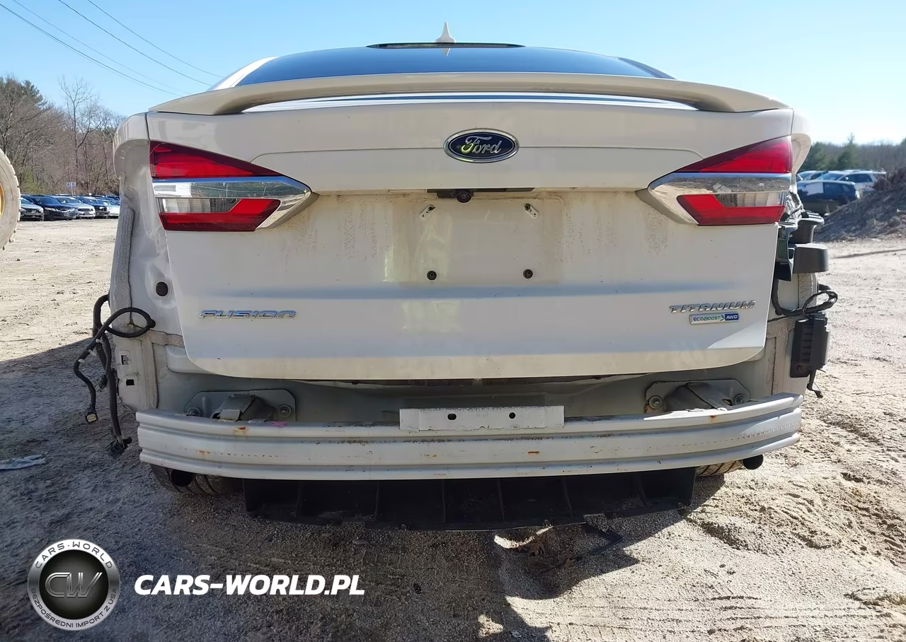 2020 Ford Fusion Titanium VIN:3FA6P0D90LR152420 - 6