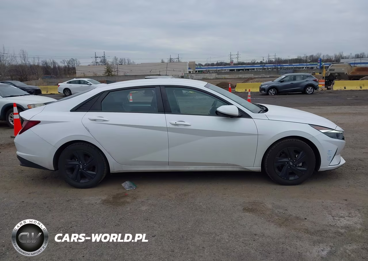2022 Hyundai Elantra Sel VIN:5NPLS4AG7NH071605 - 13
