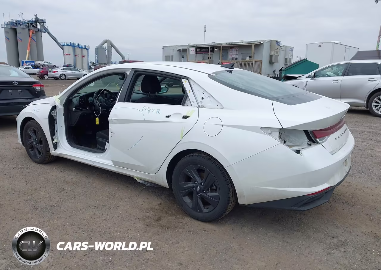 2022 Hyundai Elantra Sel VIN:5NPLS4AG7NH071605 - 3