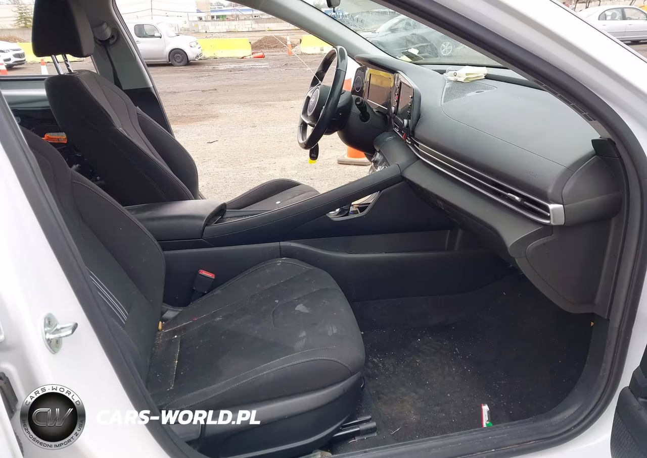 2022 Hyundai Elantra Sel VIN:5NPLS4AG7NH071605 - 5