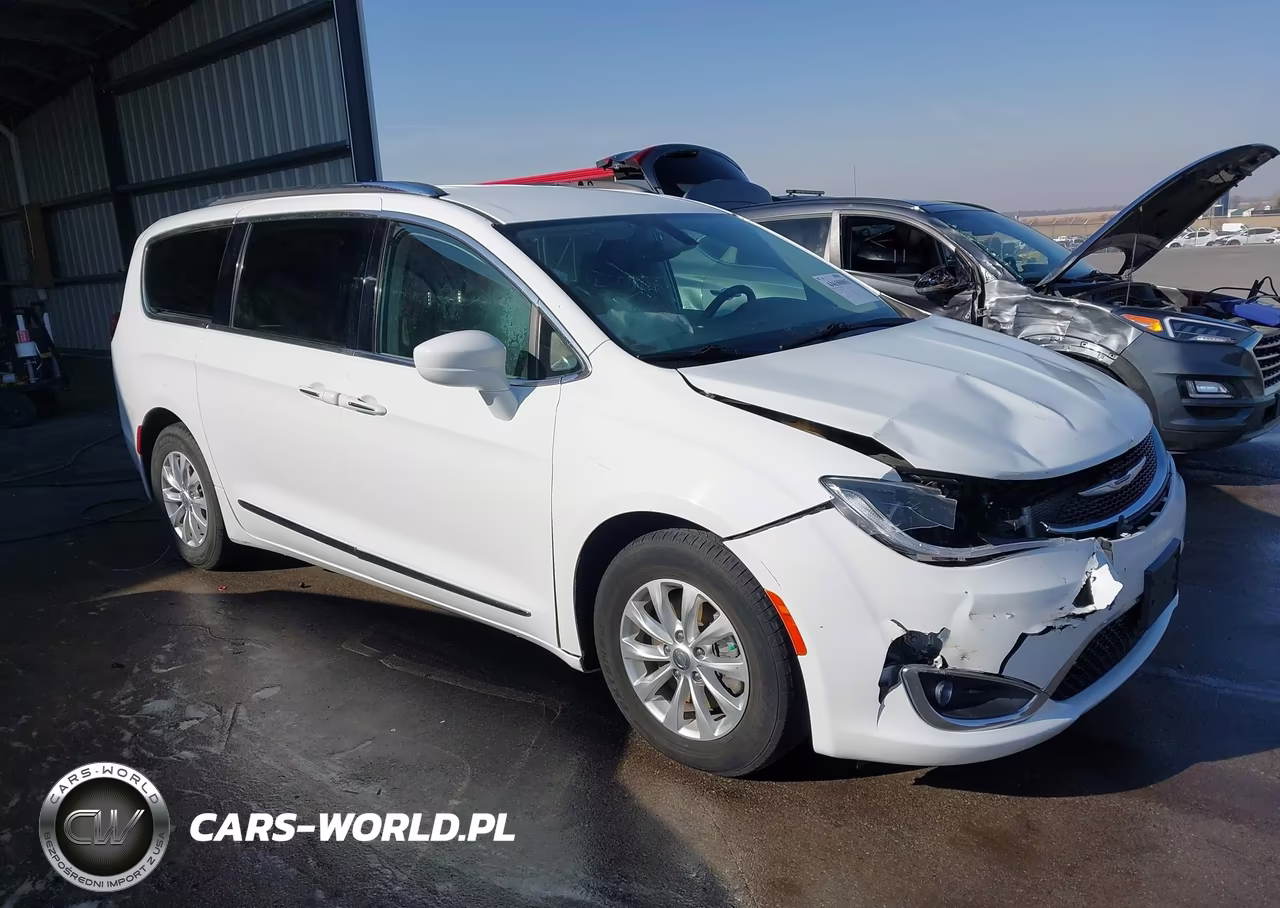 2019 Chrysler Pacifica Touring L