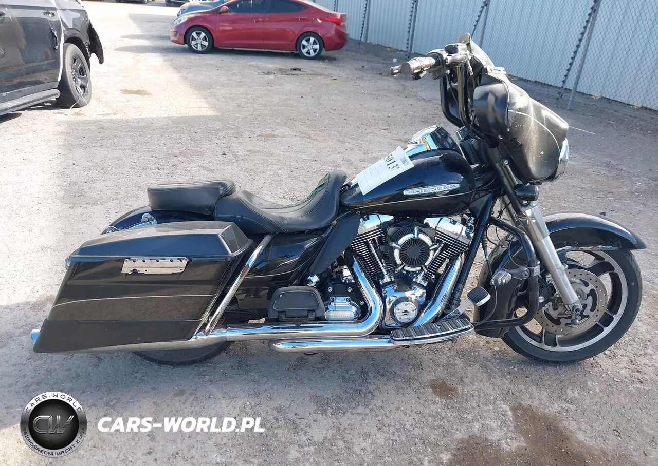 2011 Harley-Davidson Flhtk VIN:1HD1KEM15BB676996 - 12