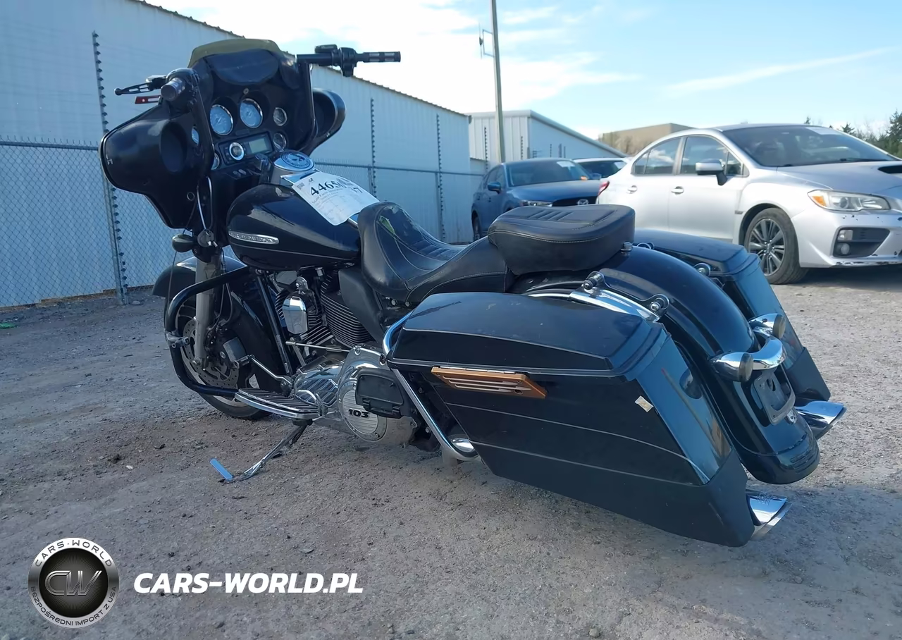 2011 Harley-Davidson Flhtk VIN:1HD1KEM15BB676996 - 3