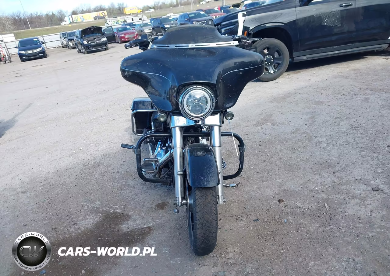 2011 Harley-Davidson Flhtk VIN:1HD1KEM15BB676996 - 5