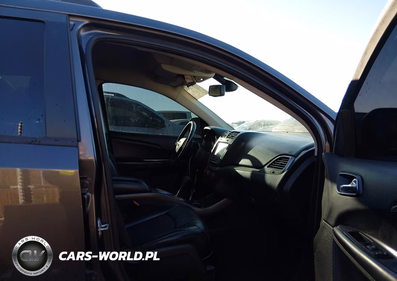 2019 Dodge Journey Crossroad Awd VIN:3C4PDDGG4KT841063 - 5
