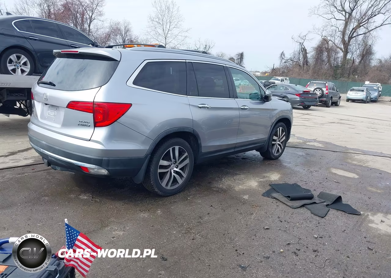 2016 Honda Pilot Elite VIN:5FNYF6H01GB027356 - 4