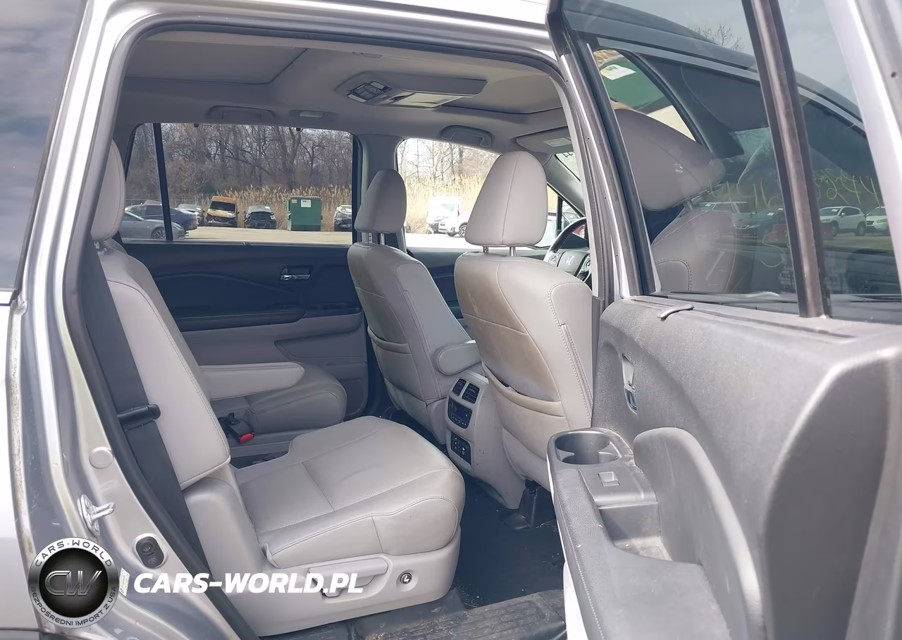 2016 Honda Pilot Elite VIN:5FNYF6H01GB027356 - 8