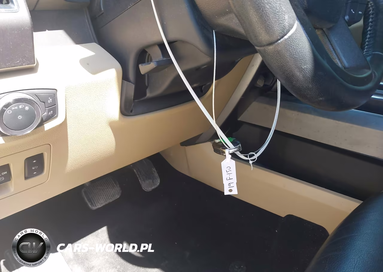 2019 Ford F-150 Xlt VIN:1FTEW1E46KKD54361 - 11