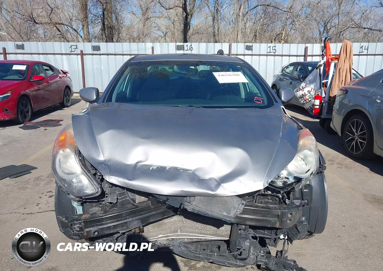 2013 Hyundai Elantra Gls-Limited VIN:KMHDH4AE2DU640555 - 13