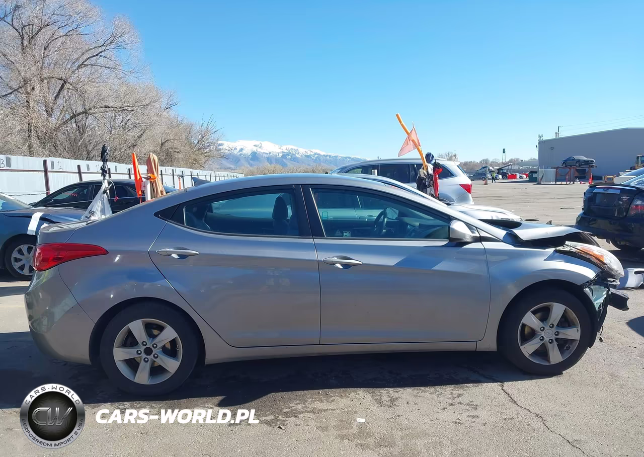 2013 Hyundai Elantra Gls-Limited VIN:KMHDH4AE2DU640555 - 14