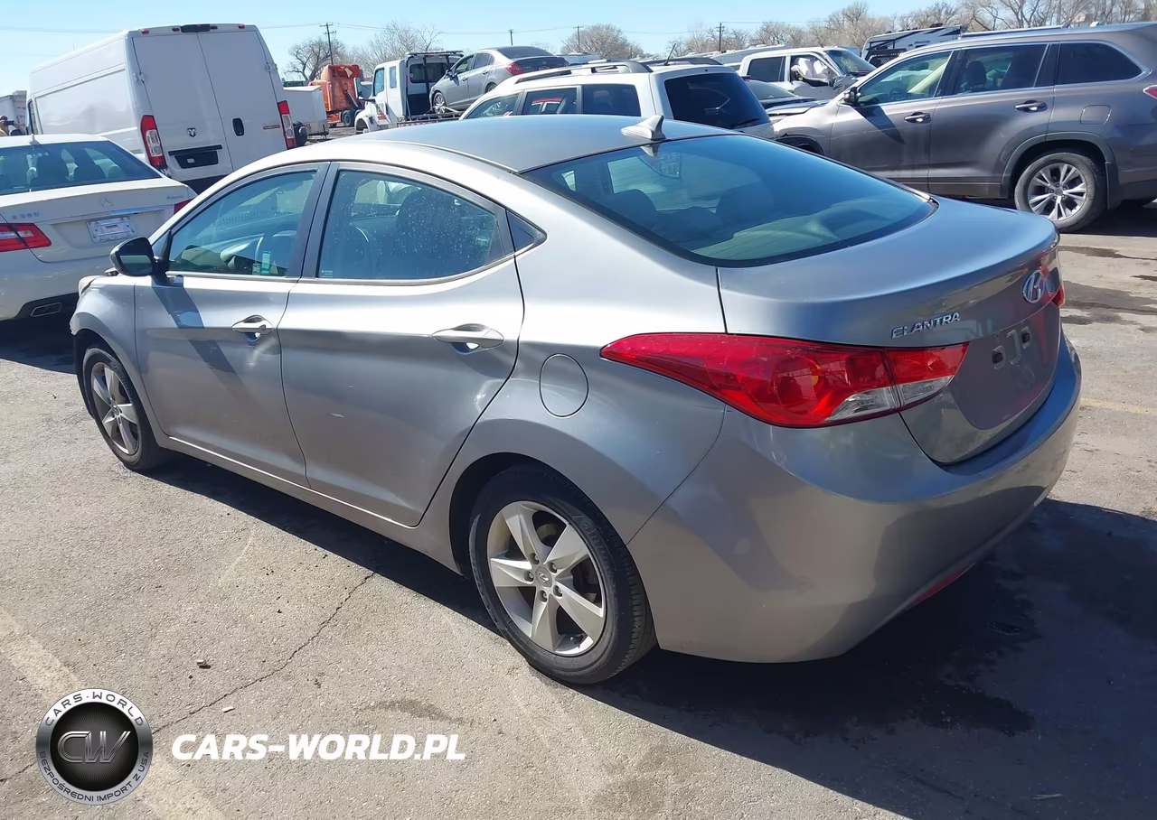 2013 Hyundai Elantra Gls-Limited VIN:KMHDH4AE2DU640555 - 3