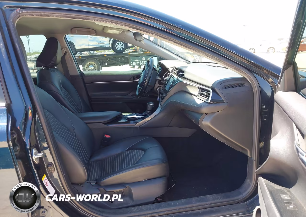 2018 Toyota Camry Se VIN:4T1B11HK3JU557993 - 5