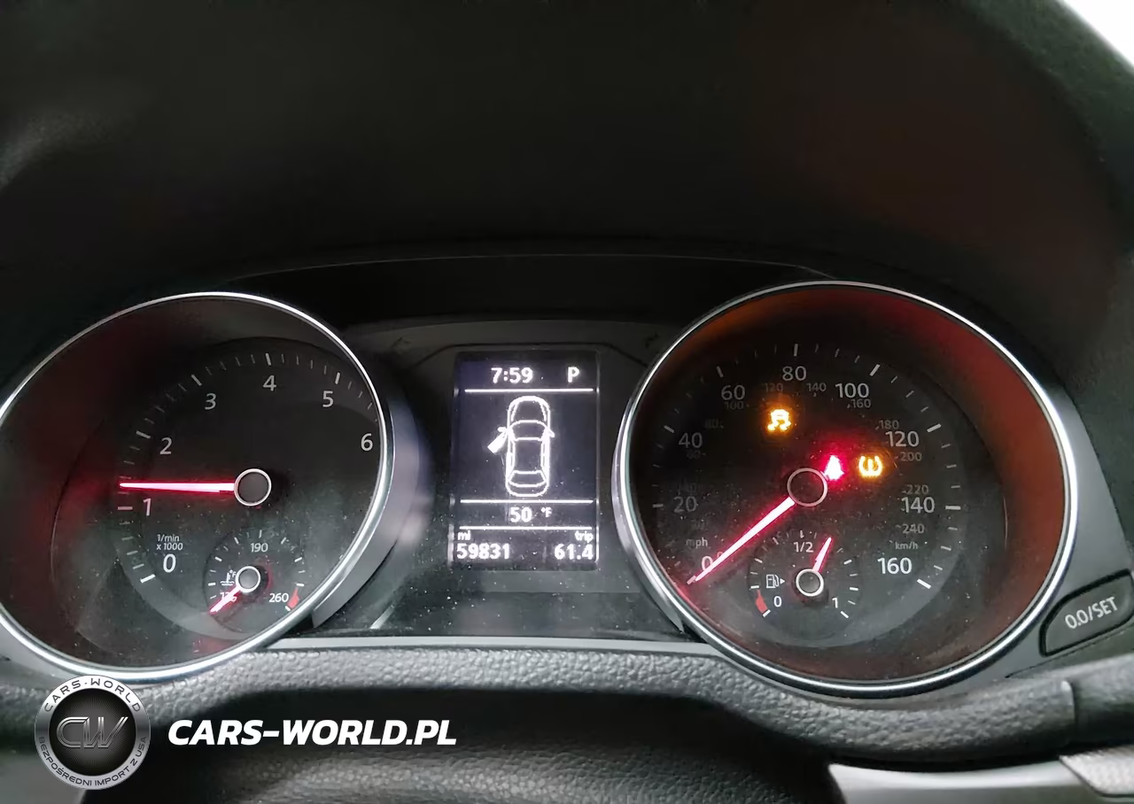 2017 Volkswagen Passat 1.8T R-Line VIN:1VWDT7A30HC055100 - 7