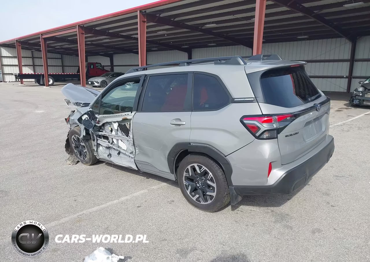 2025 Subaru Forester Premium VIN:JF2SLDDC1SH463671 - 3