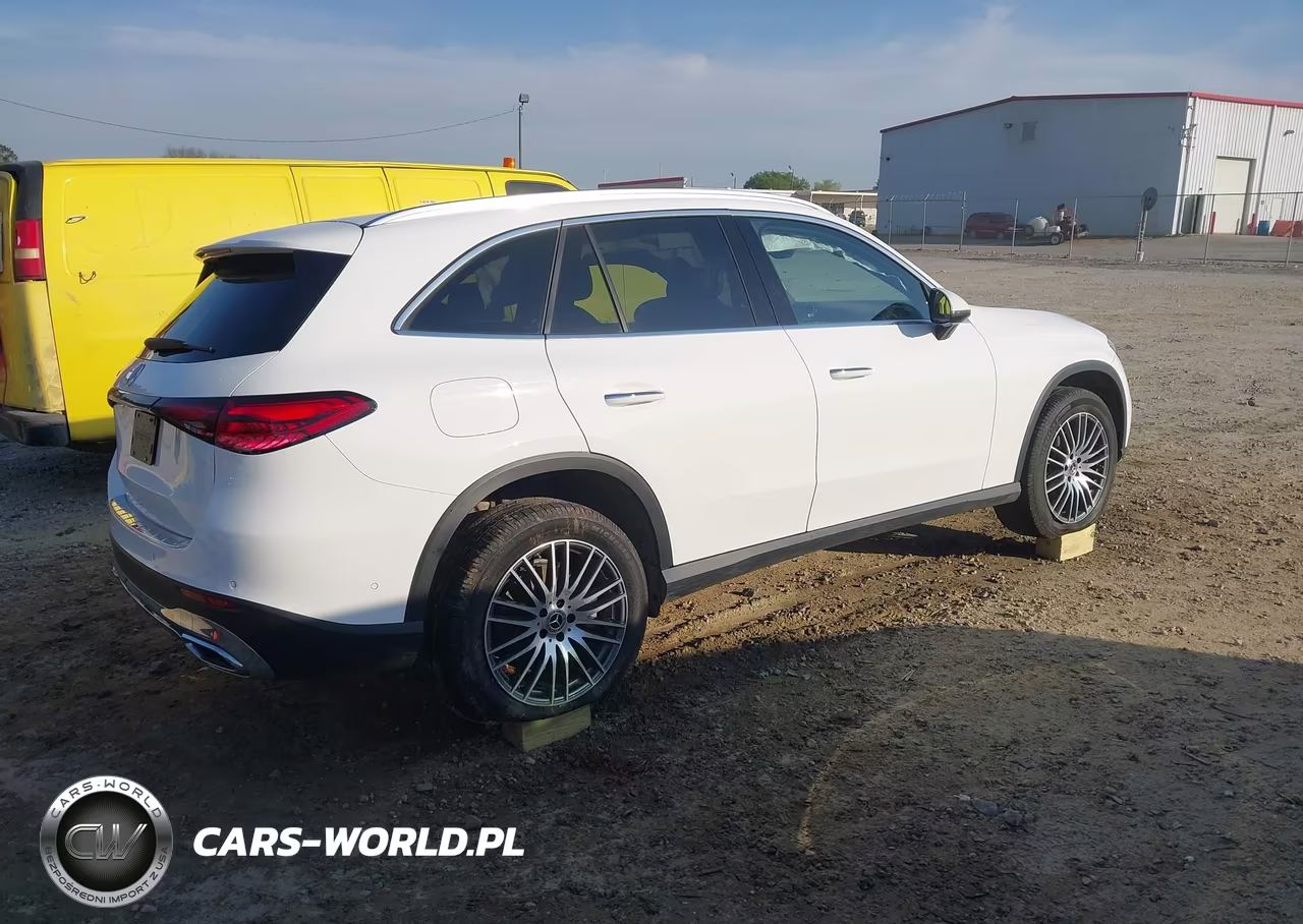 2023 Mercedes-Benz Glc 300 Suv VIN:W1NKM4GB7PF025859 - 4
