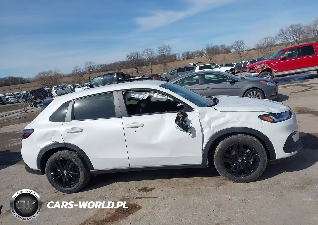 2026 Honda Hr-V Awd Sport VIN:3CZRZ2H56TM737353 - 14