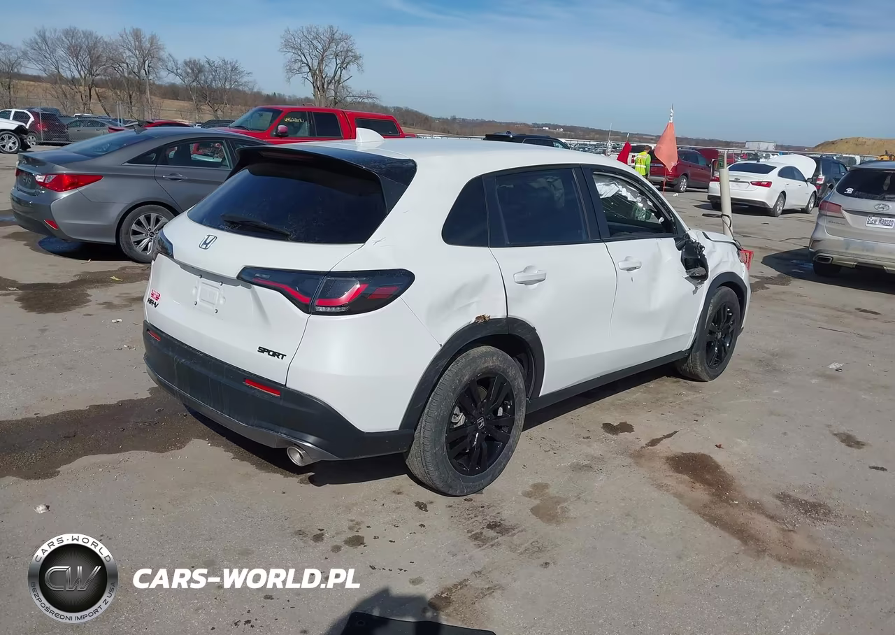 2026 Honda Hr-V Awd Sport VIN:3CZRZ2H56TM737353 - 4