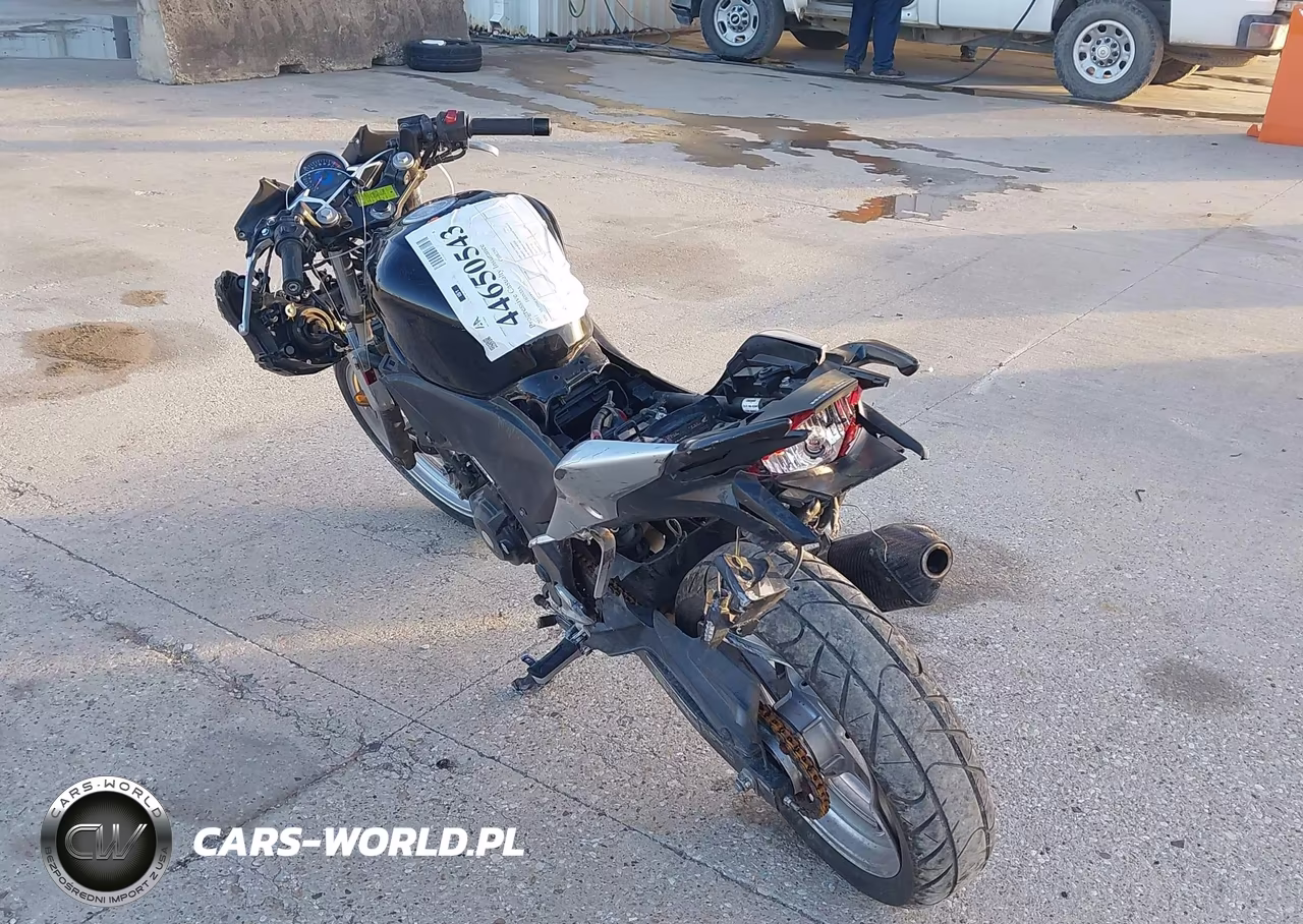 2011 Honda Cbr250 R VIN:MLHMC4118B5001293 - 3