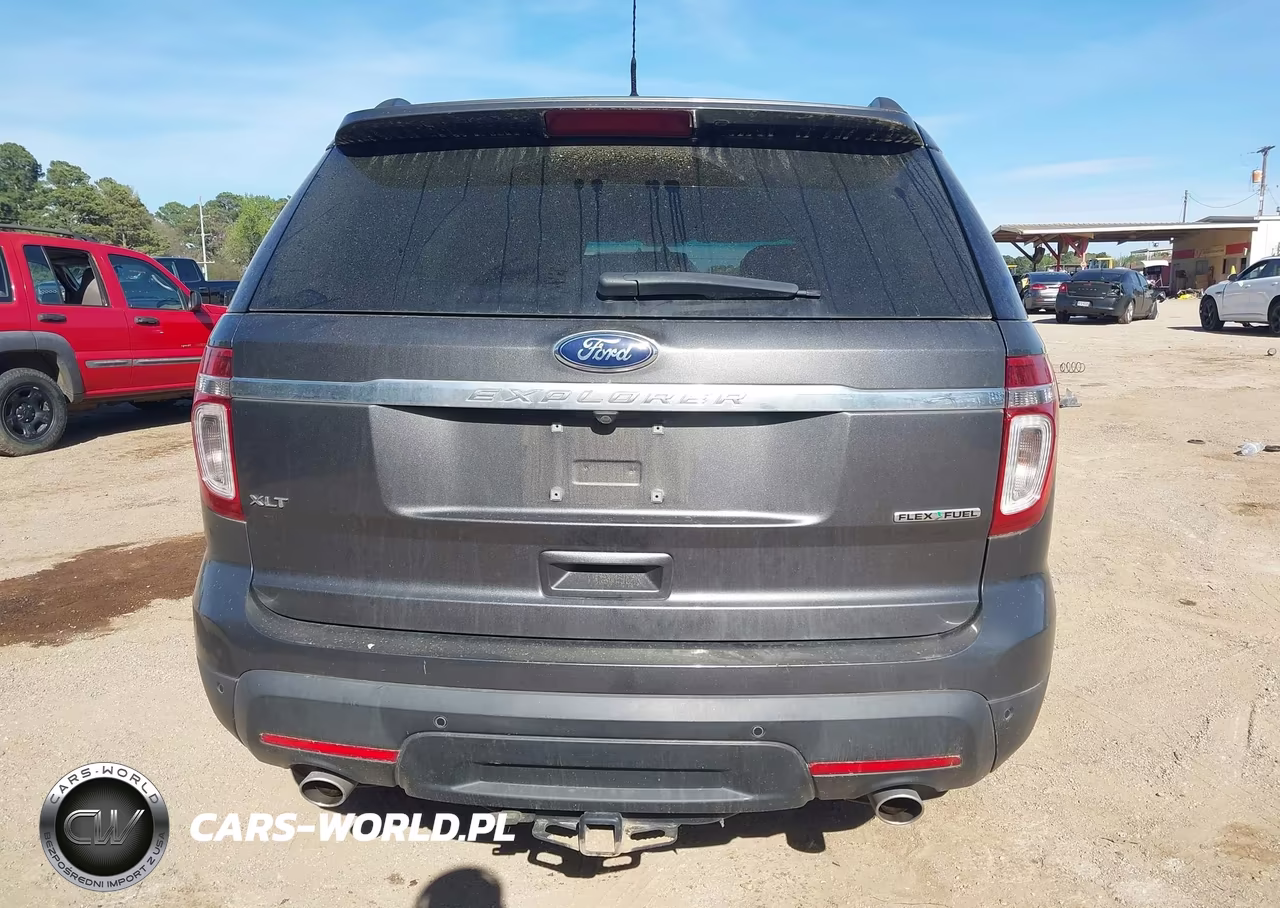 2015 Ford Explorer Xlt VIN:1FM5K7D83FGA31604 - 16