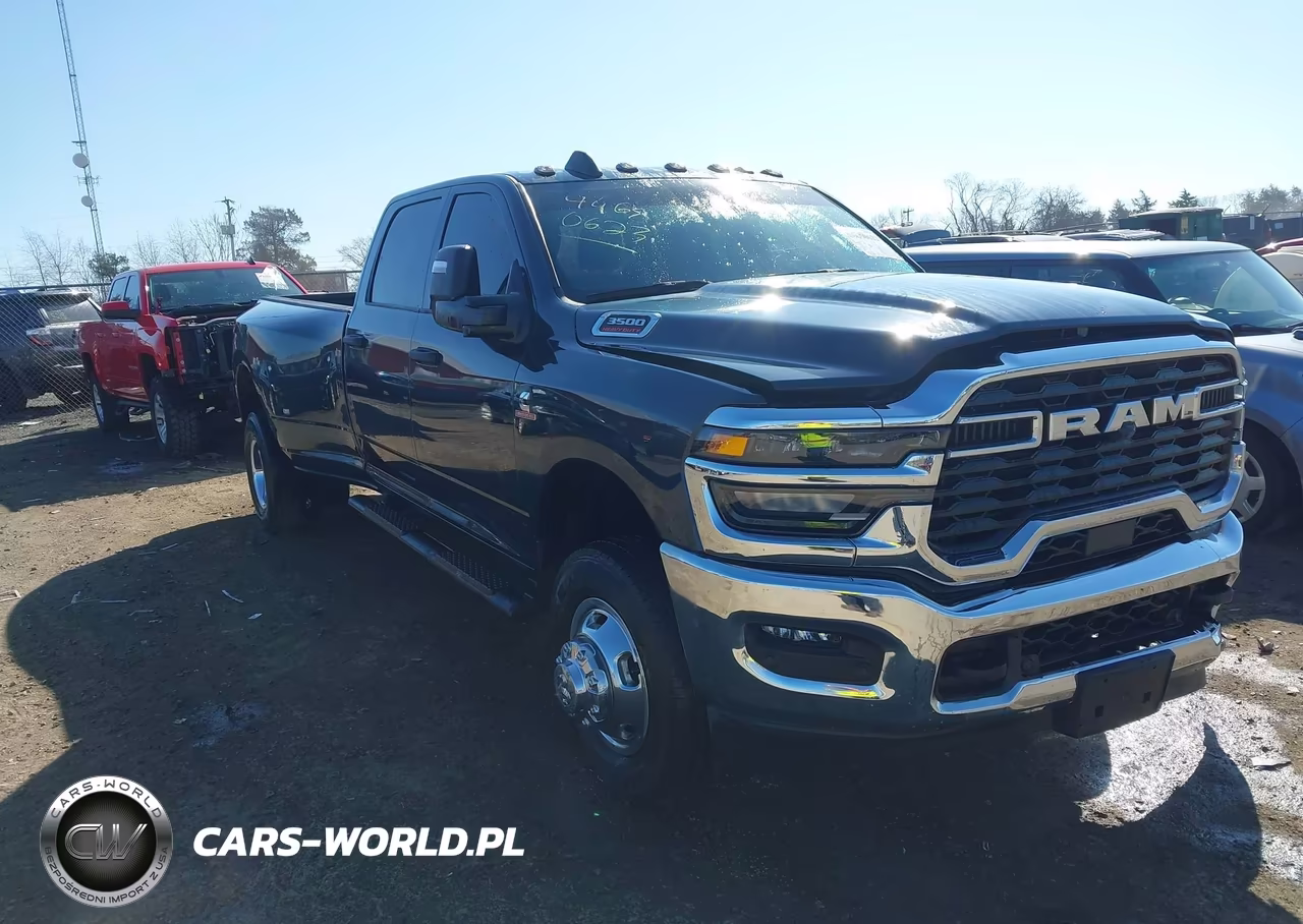 2026 Ram 3500 Tradesman 4X4 8' Box
