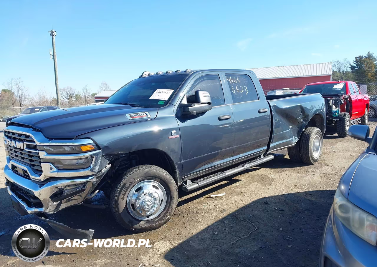 2026 Ram 3500 Tradesman 4X4 8' Box VIN:3C63RRGL7TG152727 - 11
