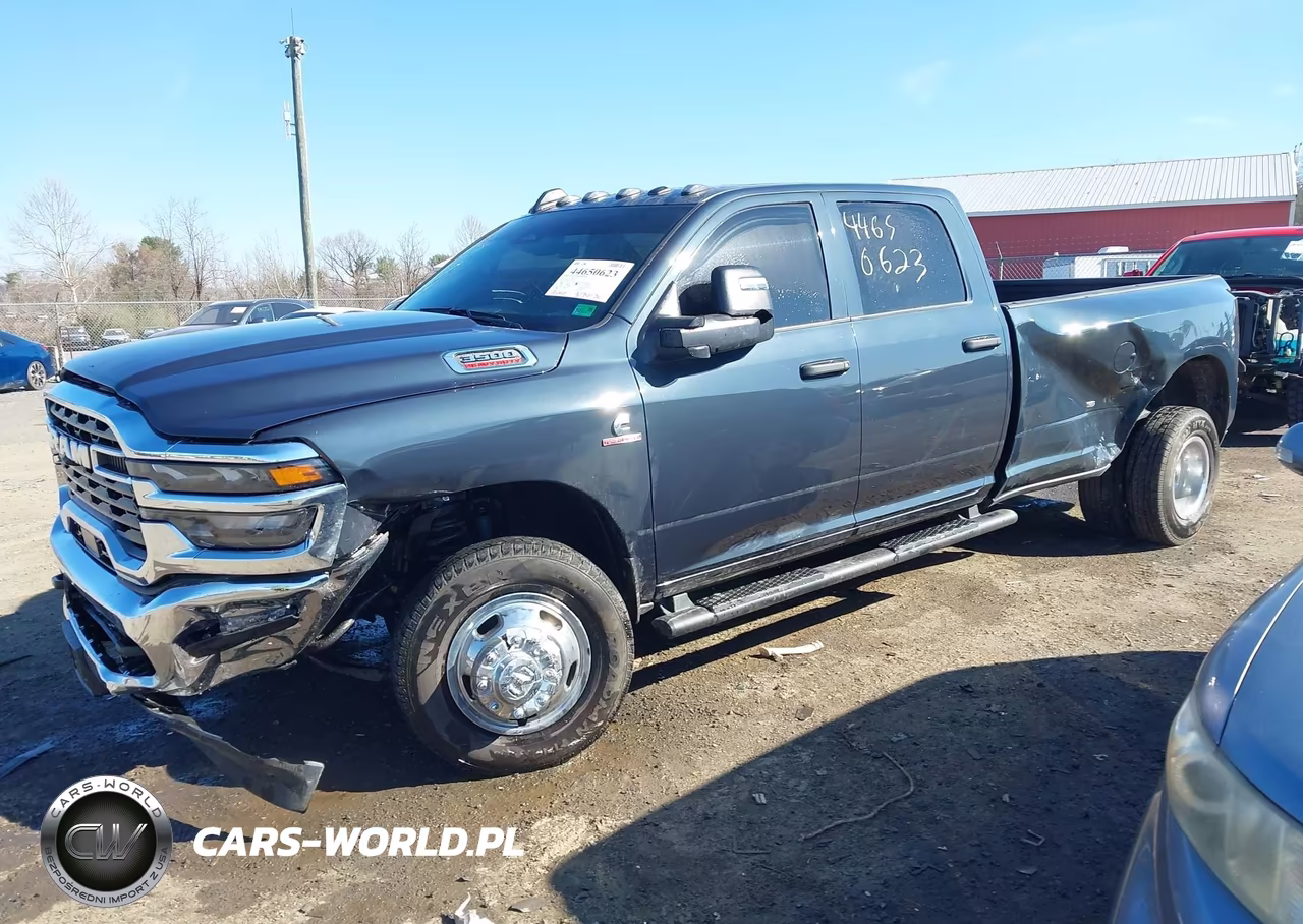 2026 Ram 3500 Tradesman 4X4 8' Box VIN:3C63RRGL7TG152727 - 2