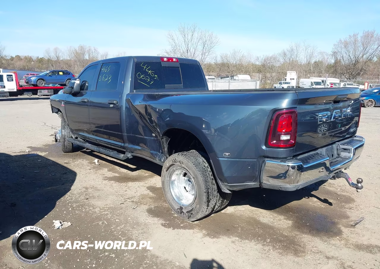 2026 Ram 3500 Tradesman 4X4 8' Box VIN:3C63RRGL7TG152727 - 3