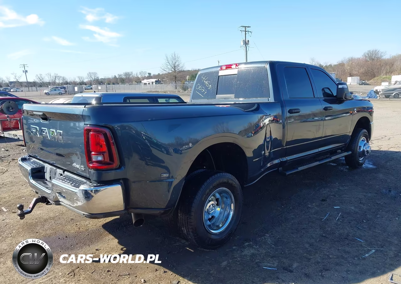 2026 Ram 3500 Tradesman 4X4 8' Box VIN:3C63RRGL7TG152727 - 4