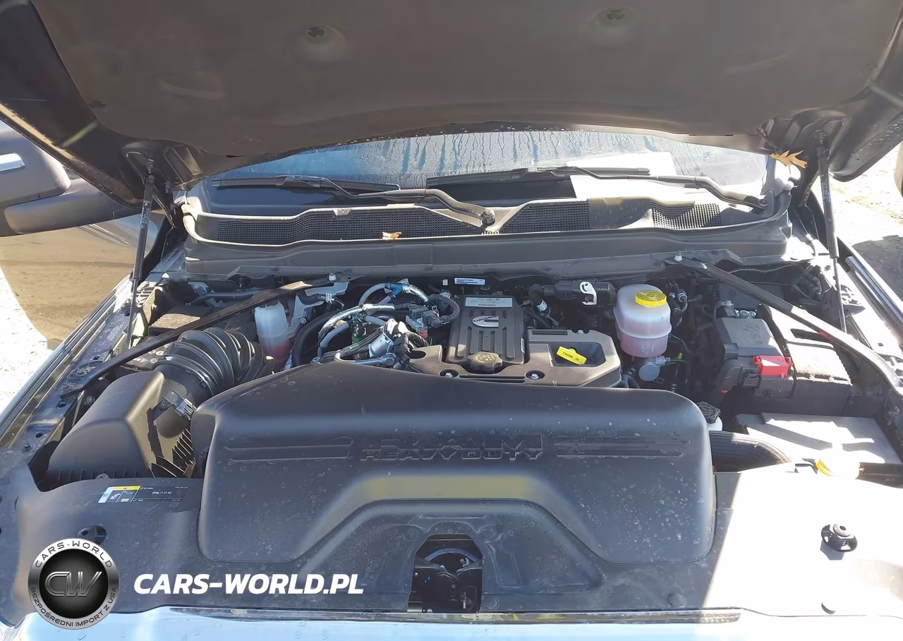2026 Ram 3500 Tradesman 4X4 8' Box VIN:3C63RRGL7TG152727 - 9