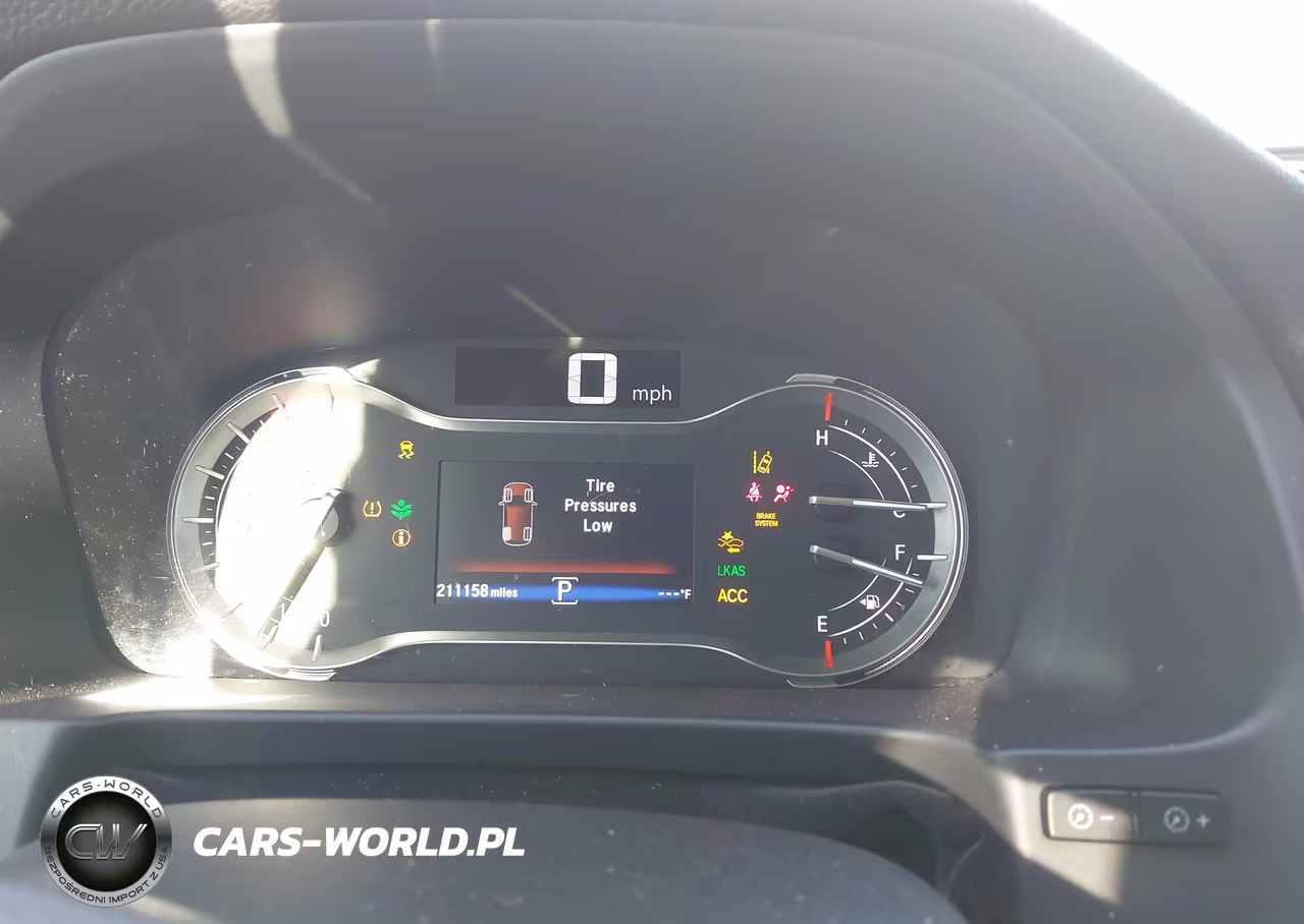 2017 Honda Pilot Touring VIN:5FNYF6H9XHB056354 - 7