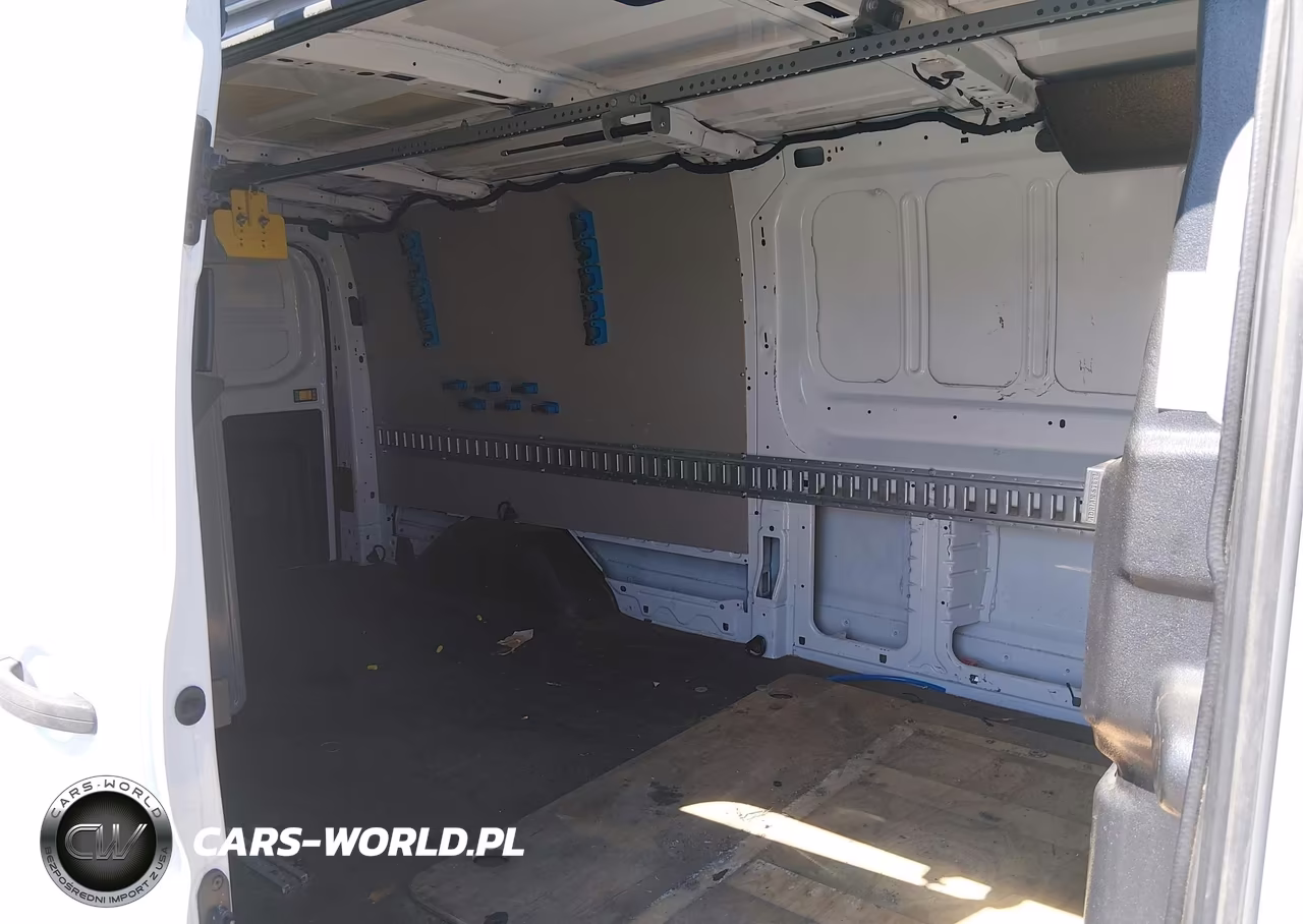 2018 Ford Transit-150 VIN:1FTYE2YM2JKB14644 - 8