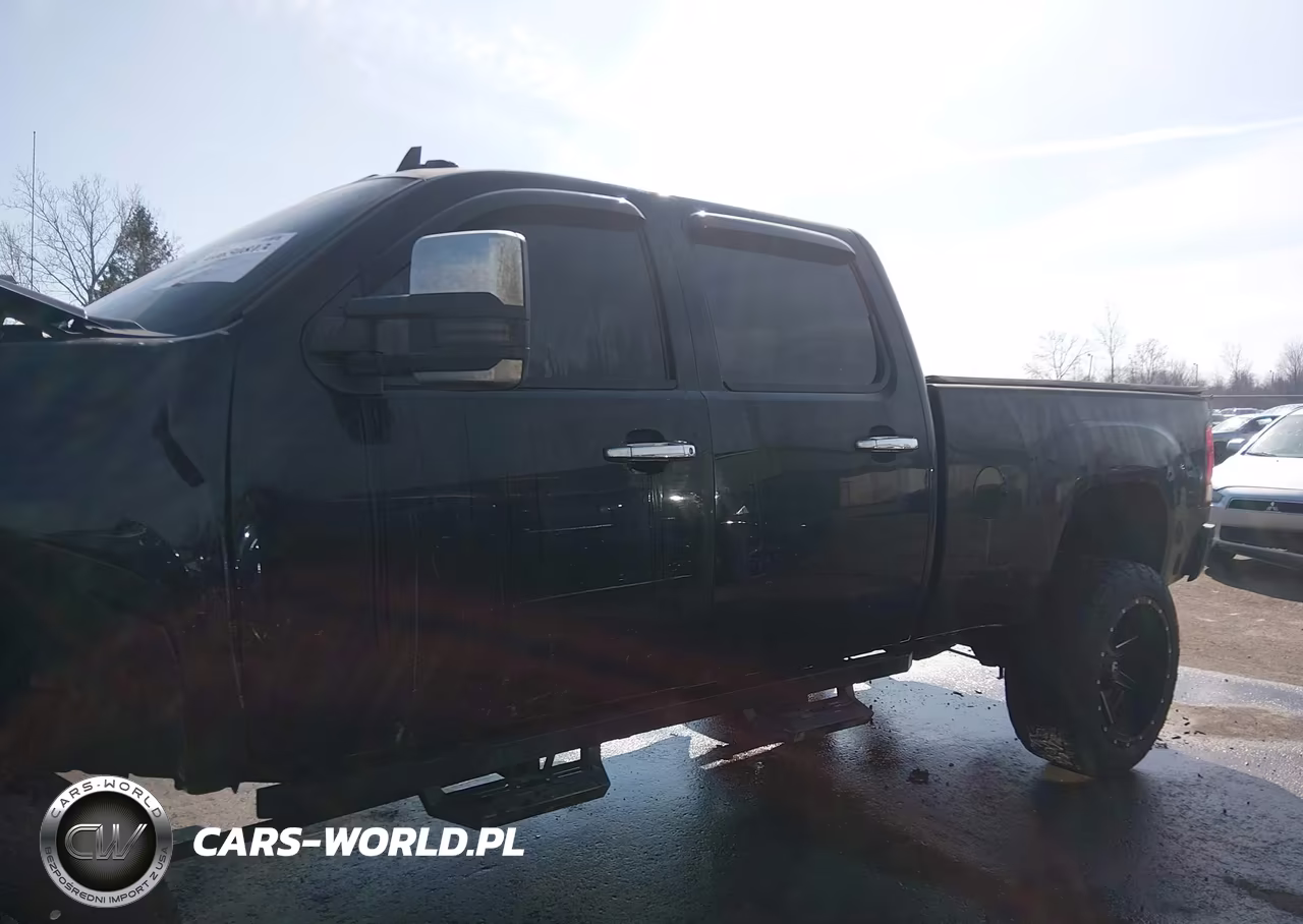 2011 GMC Sierra 2500Hd Denali VIN:1GT125C83BF143070 - 14