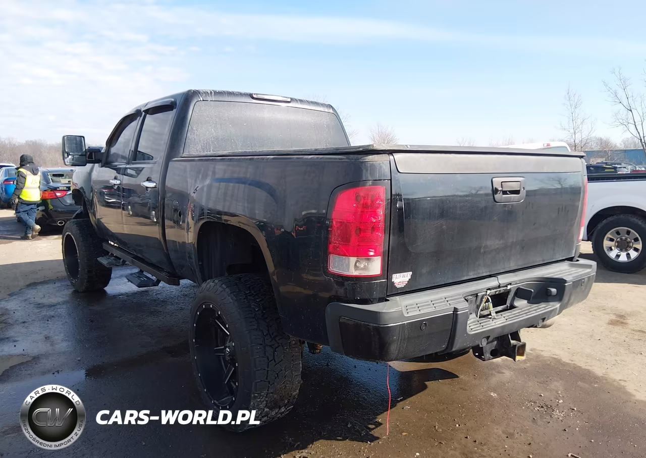 2011 GMC Sierra 2500Hd Denali VIN:1GT125C83BF143070 - 3