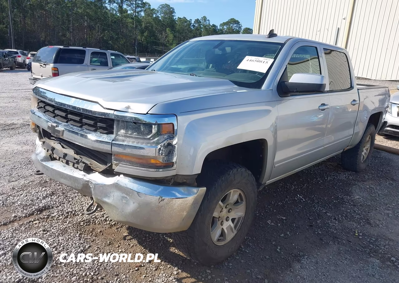 2018 Chevrolet Silverado 1500 1Lt VIN:3GCUKREC2JG152037 - 2