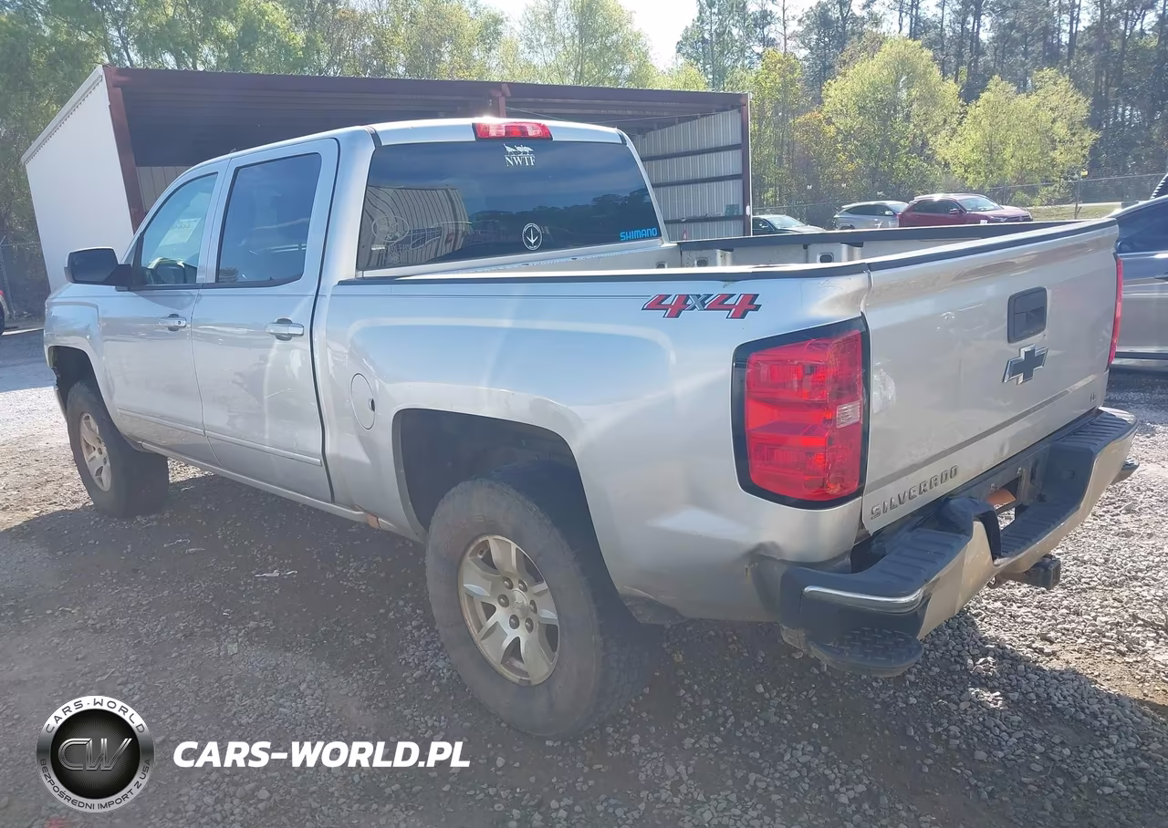 2018 Chevrolet Silverado 1500 1Lt VIN:3GCUKREC2JG152037 - 3