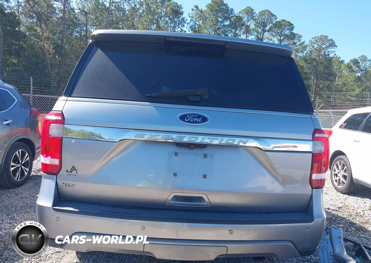 2021 Ford Expedition Xlt VIN:1FMJU1HT7MEA11675 - 17