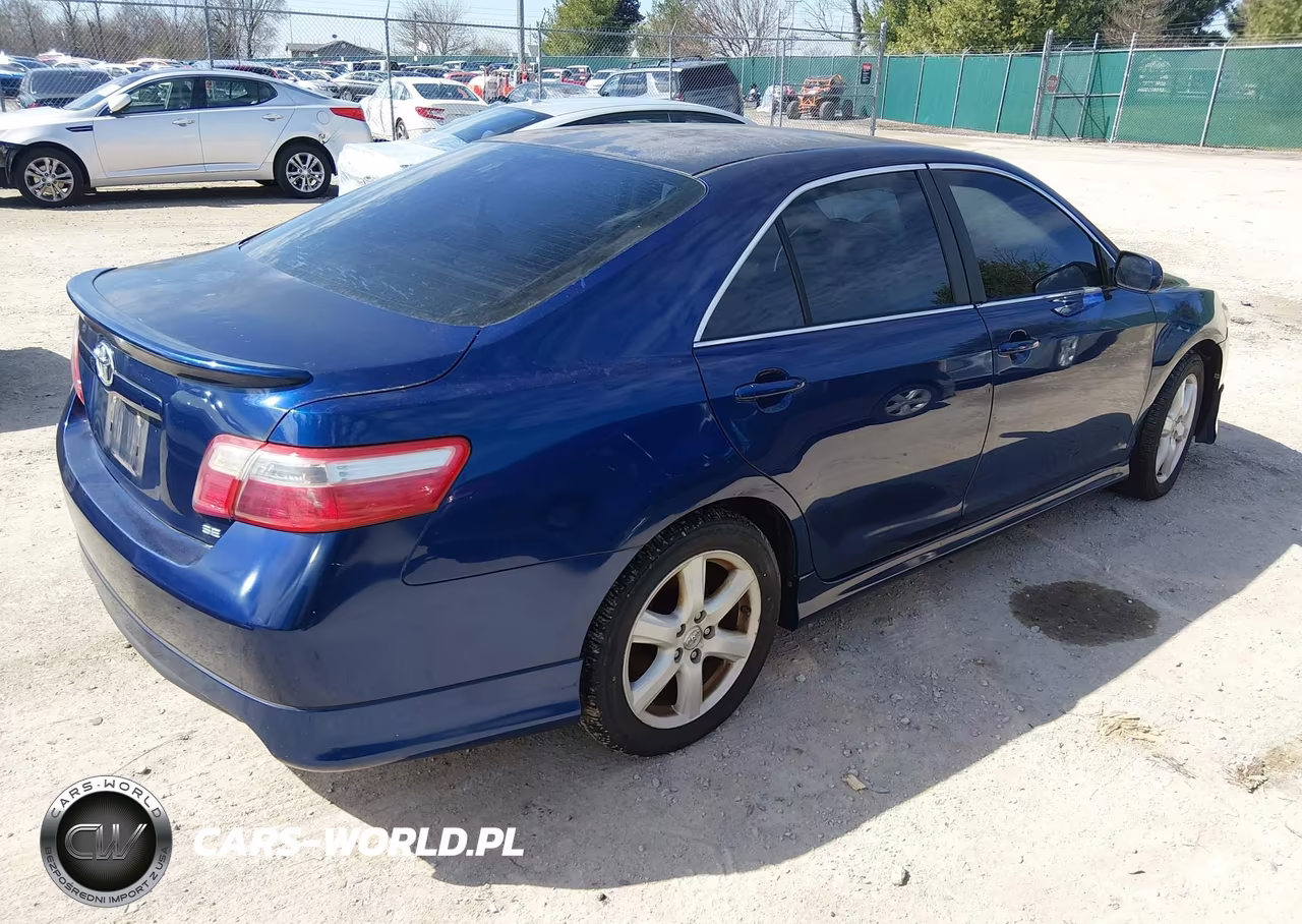2009 Toyota Camry Se V6 VIN:4T1BK46KX9U087555 - 4