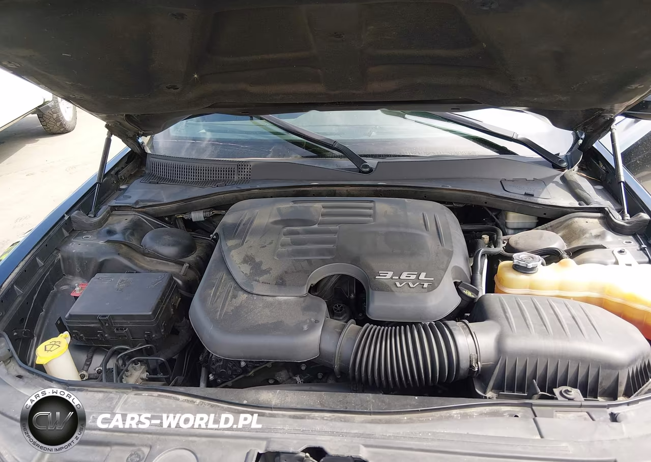 2014 Chrysler 300 VIN:2C3CCAAG6EH288684 - 10