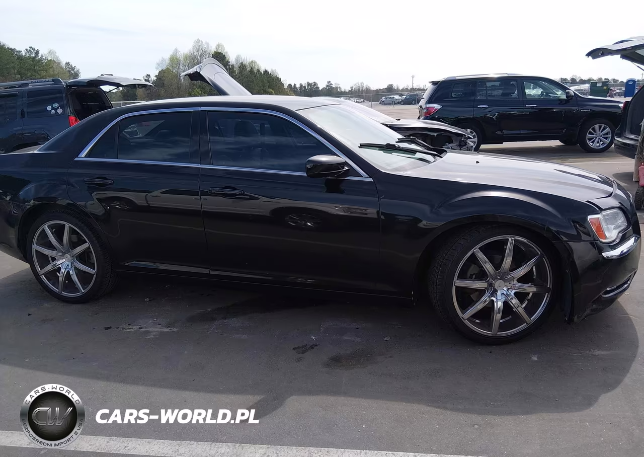 2014 Chrysler 300 VIN:2C3CCAAG6EH288684 - 13