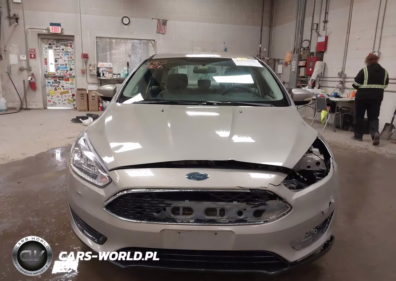 2015 Ford Focus Se VIN:1FADP3F2XFL242587 - 13