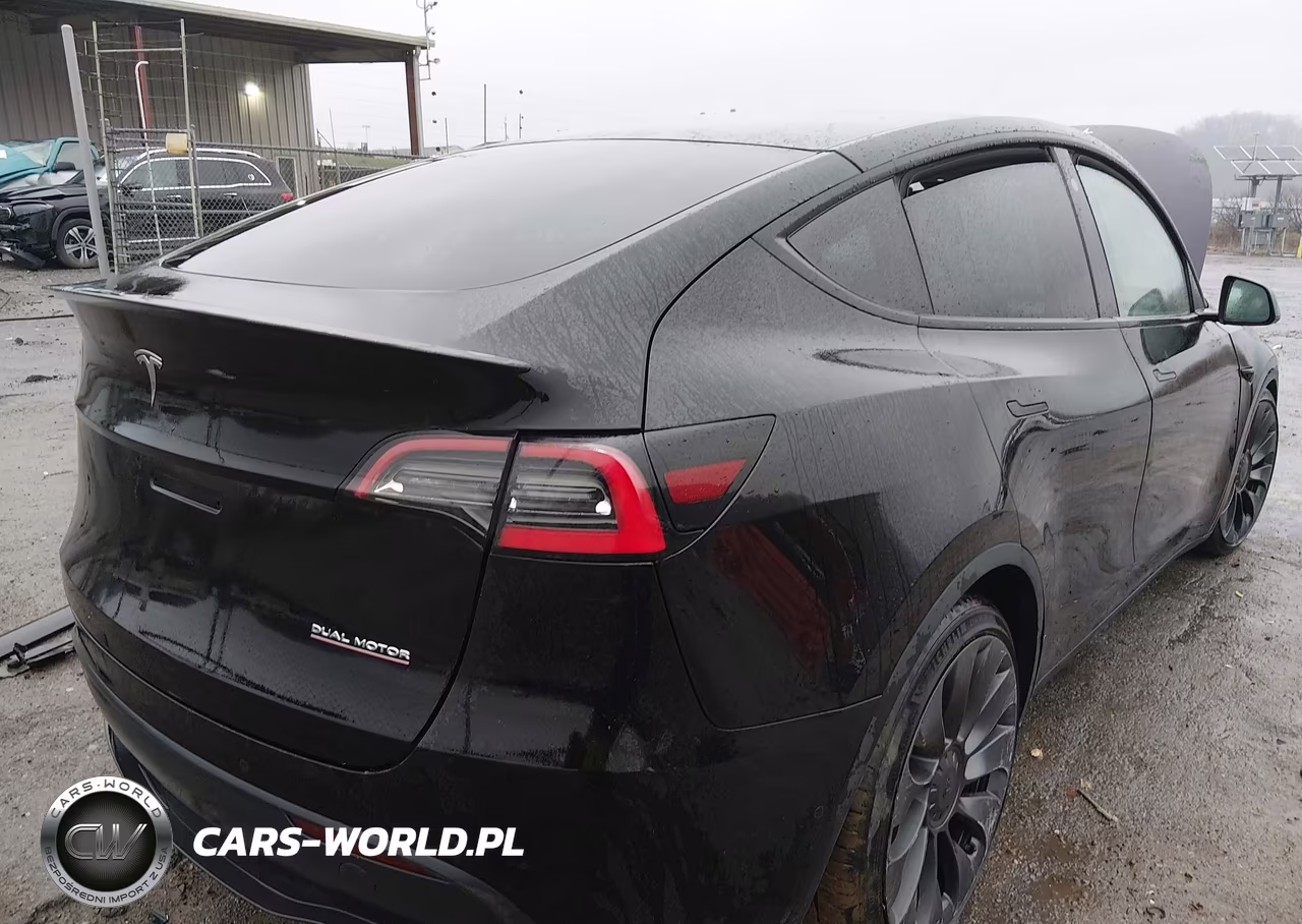 2021 Tesla Model Y Performance Dual Motor All-Wheel Drive VIN:5YJYGDEF4MF076153 - 4