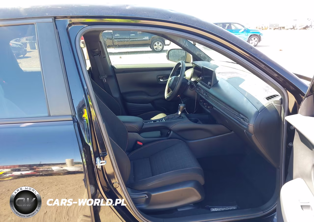 2023 Honda Hr-V 2Wd Sport VIN:3CZRZ1H5XPM729692 - 5