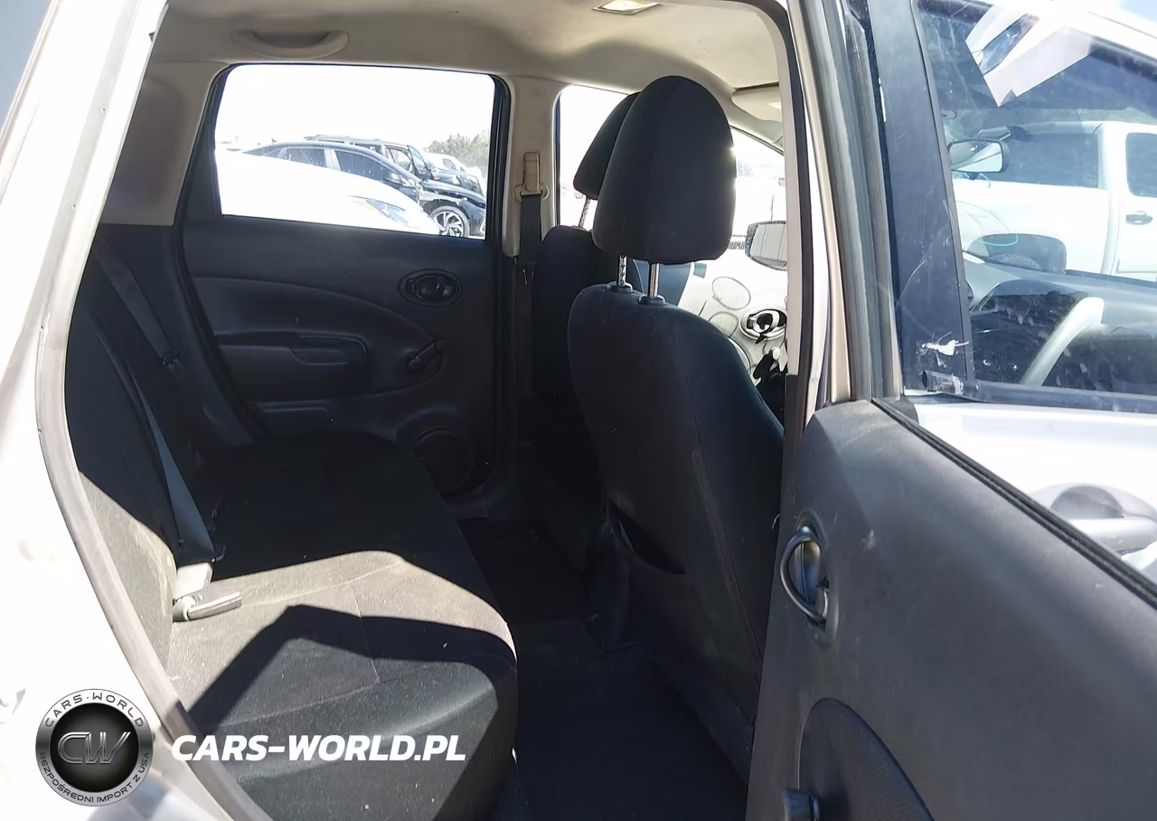 2015 Nissan Versa Note S Plus VIN:3N1CE2CP5FL370457 - 8